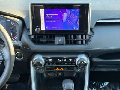 2024 Toyota RAV4 XLE - Photo 15