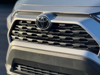 2024 Toyota RAV4 XLE - Photo 7