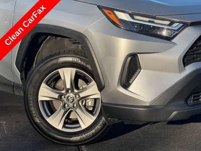 2024 Toyota RAV4 XLE - Photo 4