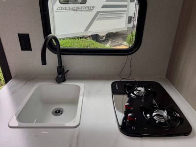2026 Jayco PROWLER LYNX - Photo 9