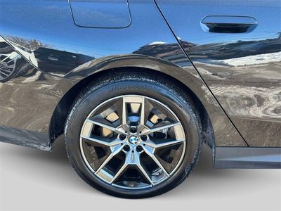 2026 BMW 5 Series - Photo 7