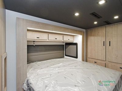 2026 Grand Design Lineage Series F - Photo 20