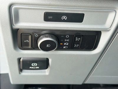 2025 Ford F-150 — photo 32 view