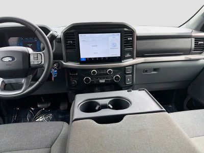 2025 Ford F-150 — photo 18 view