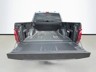 2025 Ford F-150 — photo 12 view