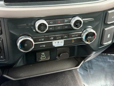 2025 Ford F-150 — photo 31 view