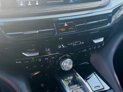 2025 Acura MDX — photo 15 view