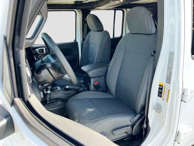 2025 Jeep Wrangler — photo 20 view