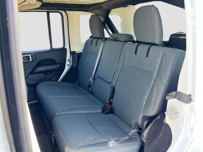 2025 Jeep Wrangler — photo 23 view