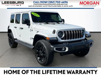 2025 Jeep Wrangler Sahara 4xe in White/off-white — front three-quarter view