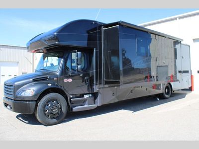2025 Jayco Seneca - Photo 2