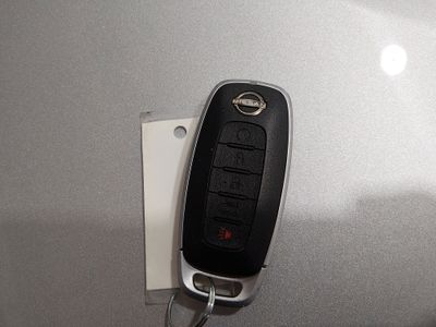 2024 Nissan Rogue — photo 15 view