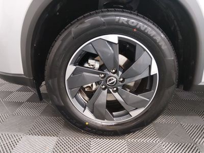 2024 Nissan Rogue — photo 10 view