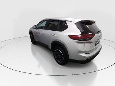 2024 Nissan Rogue — detail view