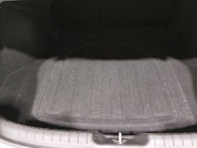 2024 Hyundai Elantra — photo 11 view