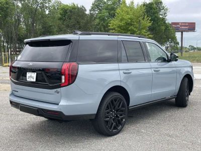 2026 Ford Expedition - Photo 3