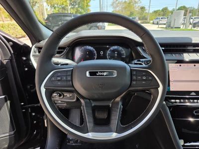 2026 Jeep Grand Cherokee L — photo 17 view