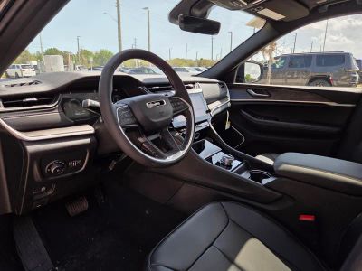 2026 Jeep Grand Cherokee L — photo 14 view