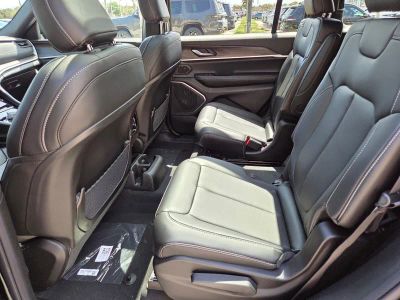 2026 Jeep Grand Cherokee L — photo 8 view