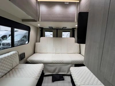 2026 Midwest Automotive Designs HERITAGE — photo 15 view
