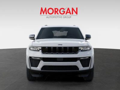 2026 Jeep Grand Cherokee — engine compartment view