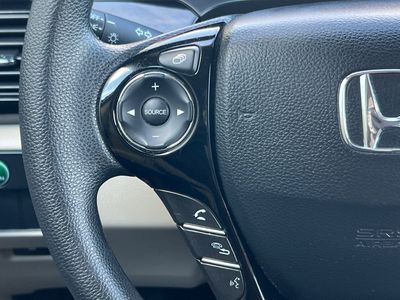 2017 Honda Accord - Photo 23