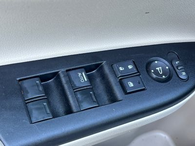 2017 Honda Accord - Photo 13