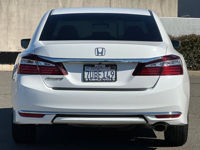 2017 Honda Accord - Photo 8