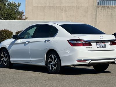 2017 Honda Accord - Photo 7