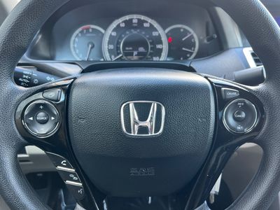 2017 Honda Accord - Photo 22