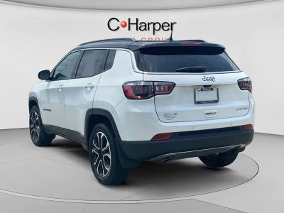 2023 Jeep Compass — detail view