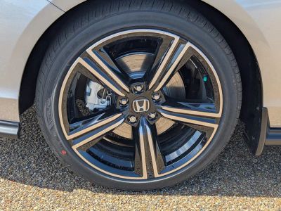 2026 Honda Accord Hybrid - Photo 9