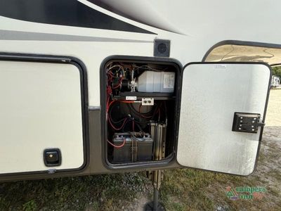 2021 Keystone RV Alpine — photo 14 view