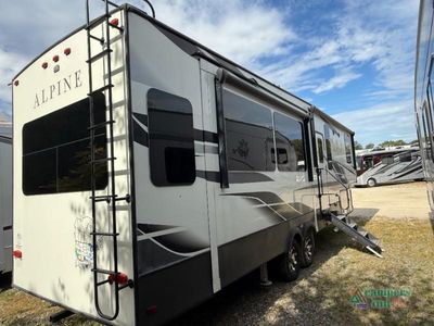 2021 Keystone RV Alpine — photo 7 view