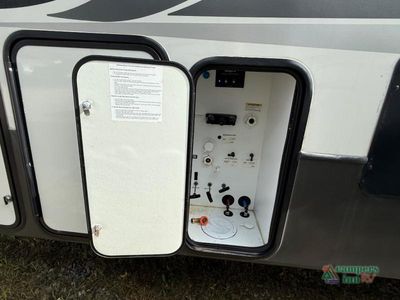 2021 Keystone RV Alpine — photo 15 view