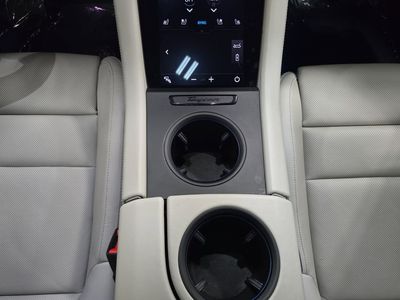 2020 Porsche Taycan - Photo 20