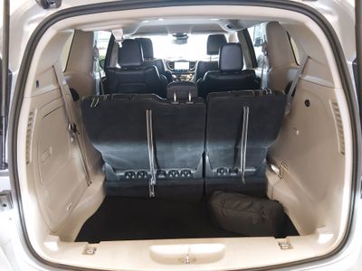 2023 Chrysler Pacifica - Photo 11