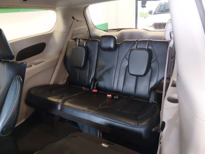 2023 Chrysler Pacifica - Photo 17