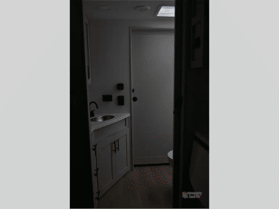 2027 Alliance RV Delta — photo 40 view