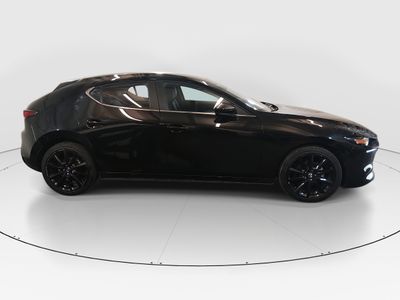 2025 Mazda Mazda3 Hatchback - Photo 8