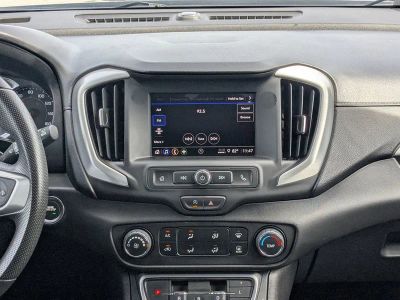 2024 GMC Terrain — photo 17 view