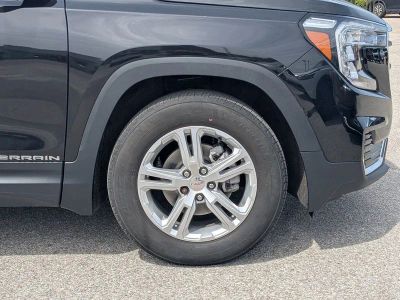 2024 GMC Terrain — photo 11 view