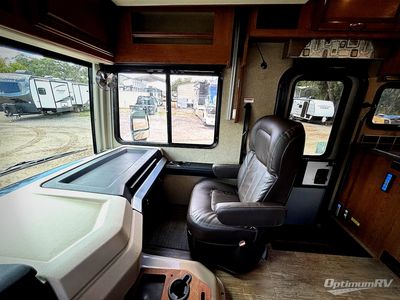 2018 Fleetwood Bounder - Photo 19