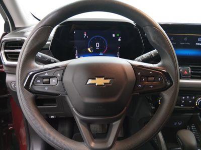 2025 Chevrolet Trailblazer — photo 12 view