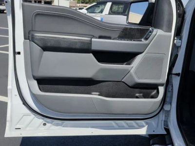 2023 Ford F-150 — photo 16 view
