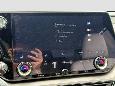 2025 Lexus TX — photo 37 view