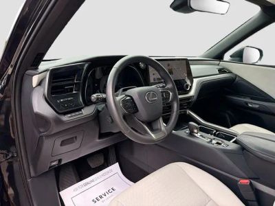2025 Lexus TX — photo 28 view