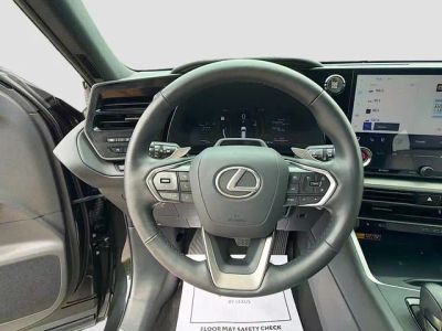 2025 Lexus TX — photo 42 view