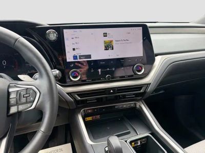 2025 Lexus TX — photo 30 view