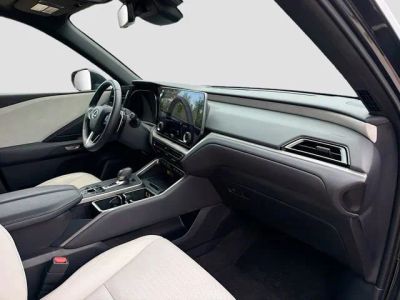2025 Lexus TX — photo 15 view